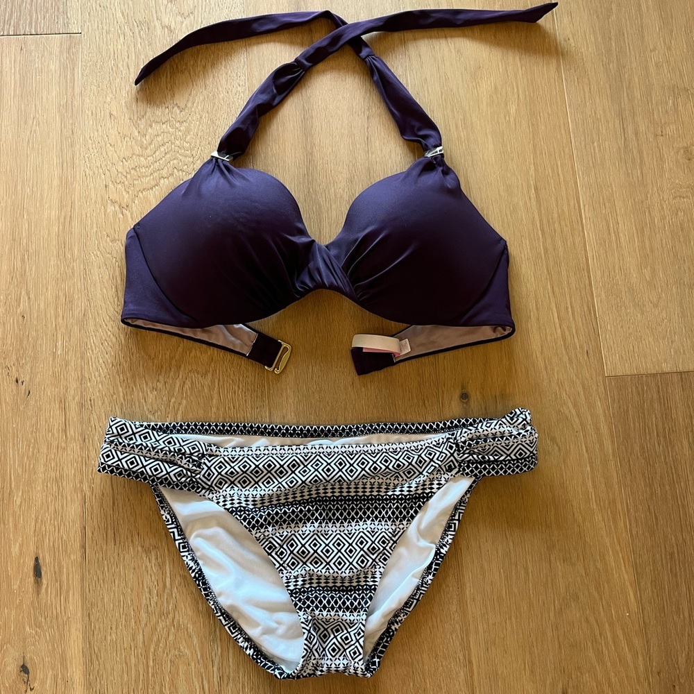 Victoria’s Secret bikini